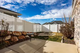 910 S Pace Pl, North Salt Lake, UT 84054 - Photo 52
