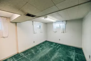 214 E 1250 N, Bountiful, UT 84010 - Photo 24