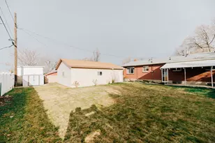 214 E 1250 N, Bountiful, UT 84010 - Photo 34
