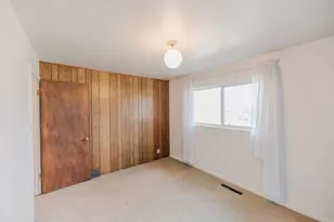 214 E 1250 N, Bountiful, UT 84010 - Photo 14