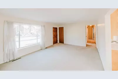 214 E 1250 N, Bountiful, UT 84010 - Photo 2