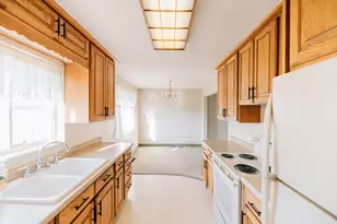 214 E 1250 N, Bountiful, UT 84010 - Photo 4