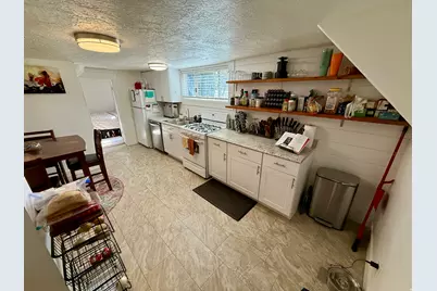 390 S 700 W, Provo, UT 84601 - Photo 14