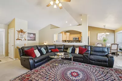 4744 S Nina Marie Cir, Taylorsville, UT 84123 - Photo 4