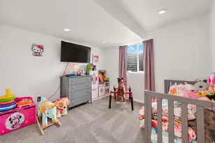 1284 N 900 W, Clinton, UT 84015 - Photo 18