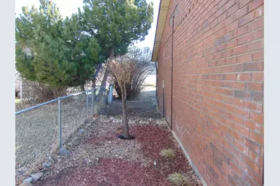 166 N State St, Fountain Green, UT 84632 - Photo 22