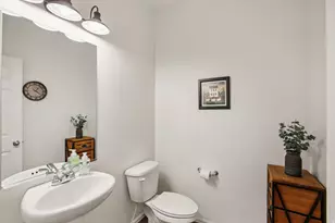 566 E 9270 S, Sandy, UT 84070 - Photo 30