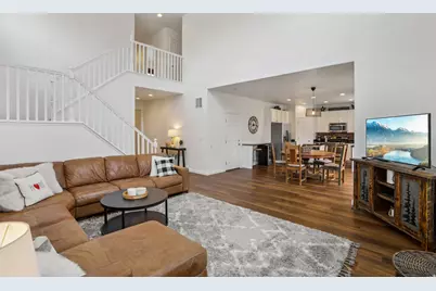 566 E 9270 S, Sandy, UT 84070 - Photo 8