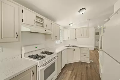 1025 N 300 W #108, Springville, UT 84663 - Photo 4