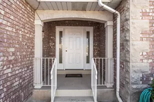 237 S Ridgeview Dr, Orem, UT 84058 - Photo 2