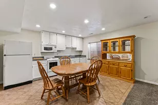 237 S Ridgeview Dr, Orem, UT 84058 - Photo 22