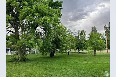 115 W 200 S, Kanosh, UT 84637 - Photo 2