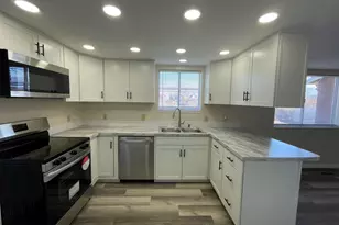 5085 S Clover View Dr, Murray, UT 84123 - Photo 6