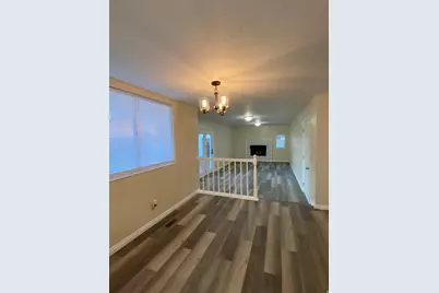 5085 S Clover View Dr, Murray, UT 84123 - Photo 4