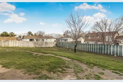 3897 W 6200 S, Taylorsville, UT 84129 - Photo 22
