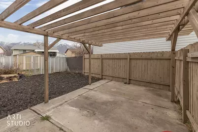 949 S 225 E, Layton, UT 84041 - Photo 32