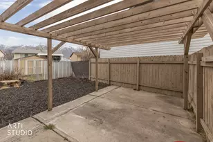 949 S 225 E, Layton, UT 84041 - Photo 32
