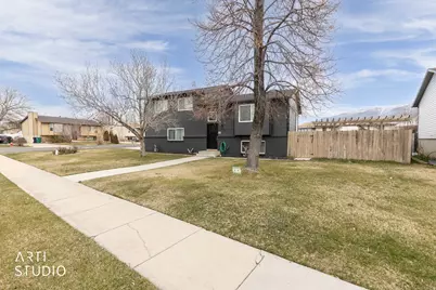 949 S 225 E, Layton, UT 84041 - Photo 6
