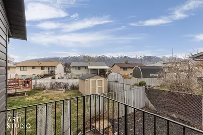 949 S 225 E, Layton, UT 84041 - Photo 28