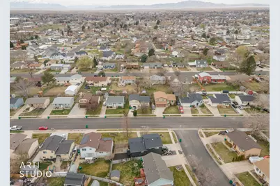 949 S 225 E, Layton, UT 84041 - Photo 42