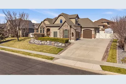 1635 E 1060 N, Lehi, UT 84043 - Photo 2