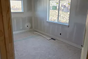 3042 N Mountain Rd E, North Ogden, UT 84414 - Photo 12