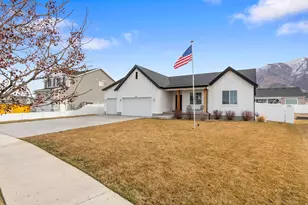 949 S Red Cliff Dr, Santaquin, UT 84655 - Photo 38