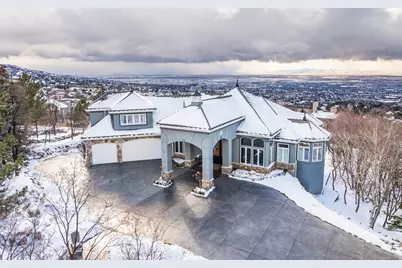 1742 E Ridge Point Dr S, Bountiful, UT 84010 - Photo 1
