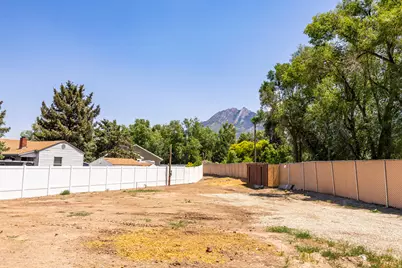 6491 S 1300 E, Murray, UT 84121 - Photo 14