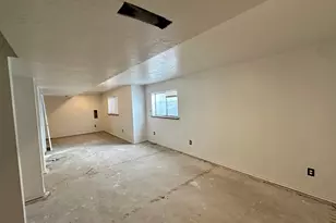 2003 W Apple Farms Rd S, West Valley, UT 84119 - Photo 16