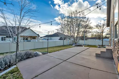 1091 W 2175 S, Syracuse, UT 84075 - Photo 28