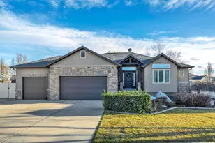 1091 W 2175 S, Syracuse, UT 84075 - Photo 2