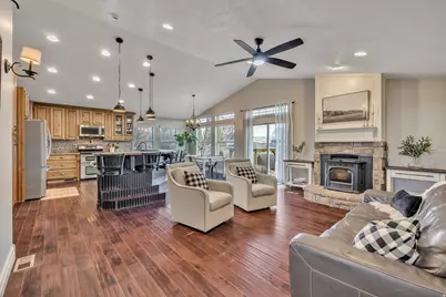 1091 W 2175 S, Syracuse, UT 84075 - Photo 4