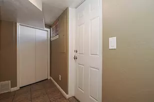 2425 E 6660 S, Cottonwood Heights, UT 84121 - Photo 24