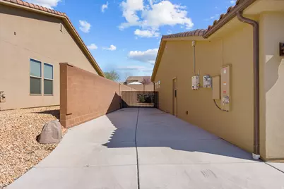 1114 N Via Del Sol W, Washington, UT 84780 - Photo 4