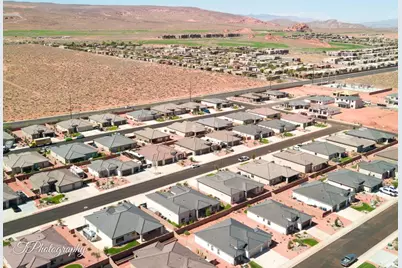 4698 W 3100 S, Hurricane, UT 84737 - Photo 24