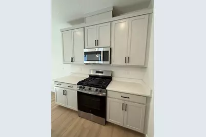 758 W 520 S #426, American Fork, UT 84003 - Photo 8