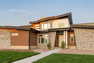 262 N Santa Fe Dr, Mapleton, UT 84664 - Photo 1