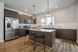 736 S 300 E, Salt Lake City, UT 84111 - Photo 4