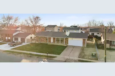 691 N 1250 W, Clearfield, UT 84015 - Photo 32