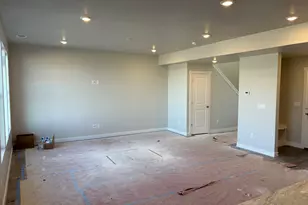 1059 W Audrey Ln S, Woods Cross, UT 84087 - Photo 4