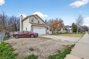 2627 N 1220 W, Clinton, UT 84015 - Photo 18