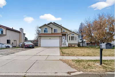 2627 N 1220 W, Clinton, UT 84015 - Photo 1