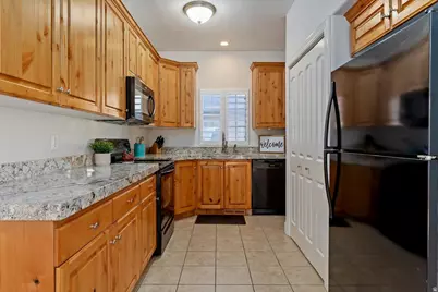 604 E Normandy Loop Ln S, Draper, UT 84020 - Photo 6