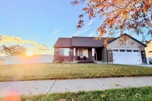 288 S 1130 E, Hyrum, UT 84319 - Photo 2