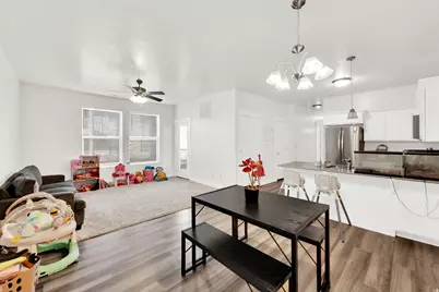 101 W Terra Vista Dr, Saratoga Springs, UT 84045 - Photo 4