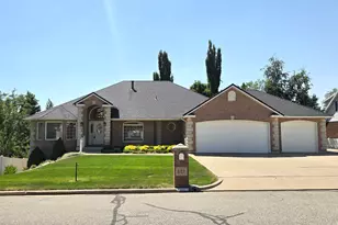 362 S Glen Circle, Fruit Heights, UT 84037 - Photo 1