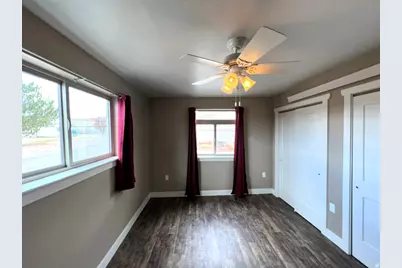 209 E 100 S, Bicknell, UT 84715 - Photo 8