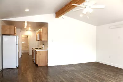 209 E 100 S, Bicknell, UT 84715 - Photo 6