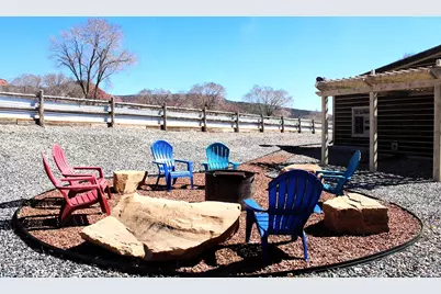 209 E 100 S, Bicknell, UT 84715 - Photo 2